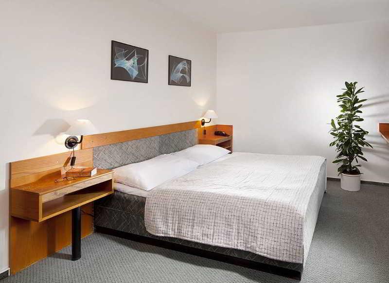 Comfort Hotell 4*